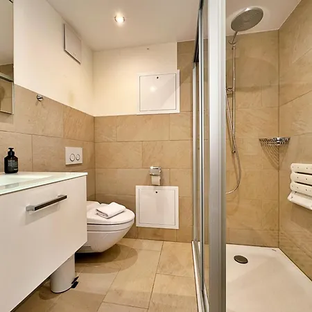 Apartman Eiger 2 *